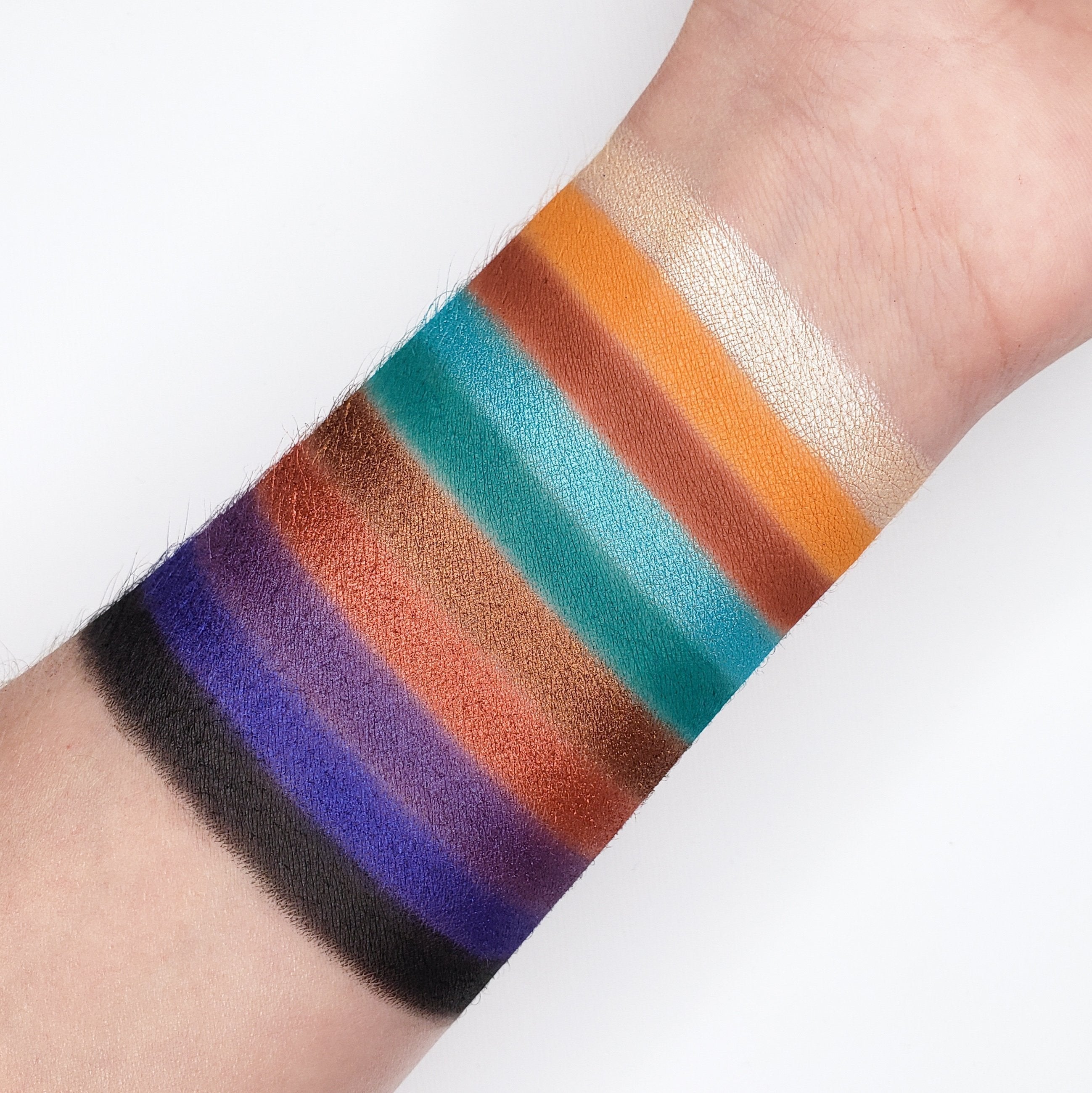 10 Color OMG Eyeshadow Collection OMG10