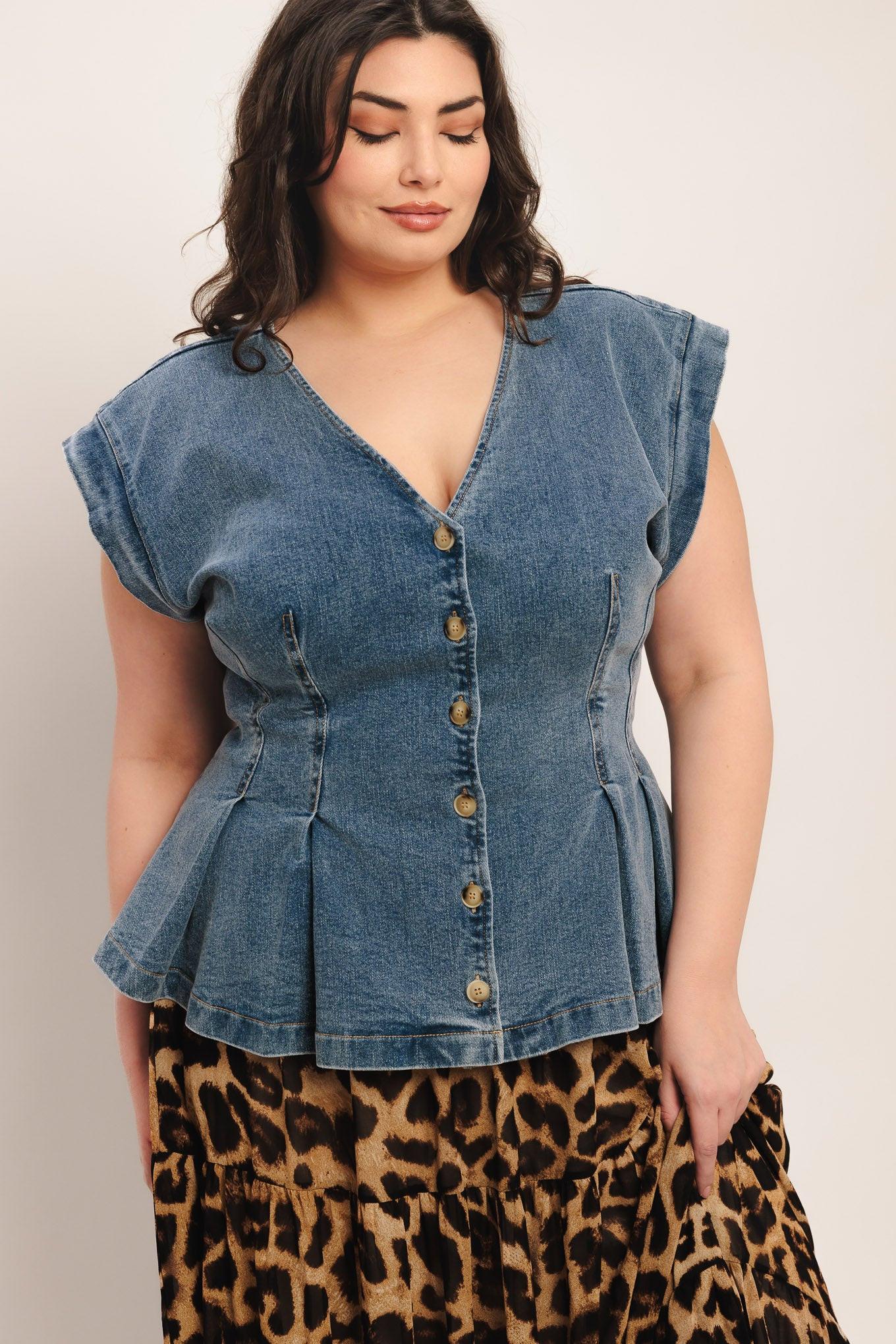NO SECOND THOUGHT WASHED DENIM TOP